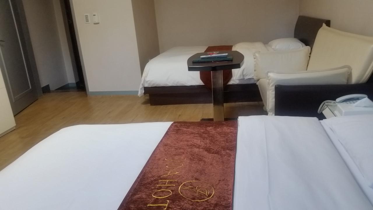 Joa Hotel Cheongju Extérieur photo